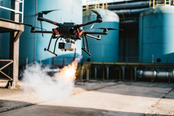 Industrial drone equipped with multi-gas detector (ID#4)