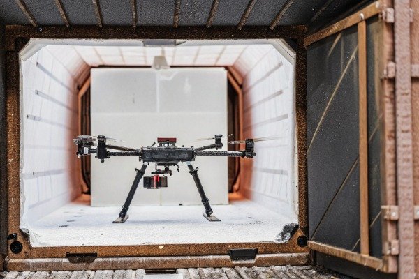 Drone inside temperature chamber for testing (ID#1)