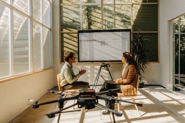 Informative graphic related to the article's subject (ID#4)