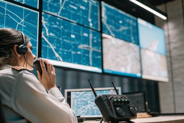 Diagram or graphic supporting the article's main points (ID#3)