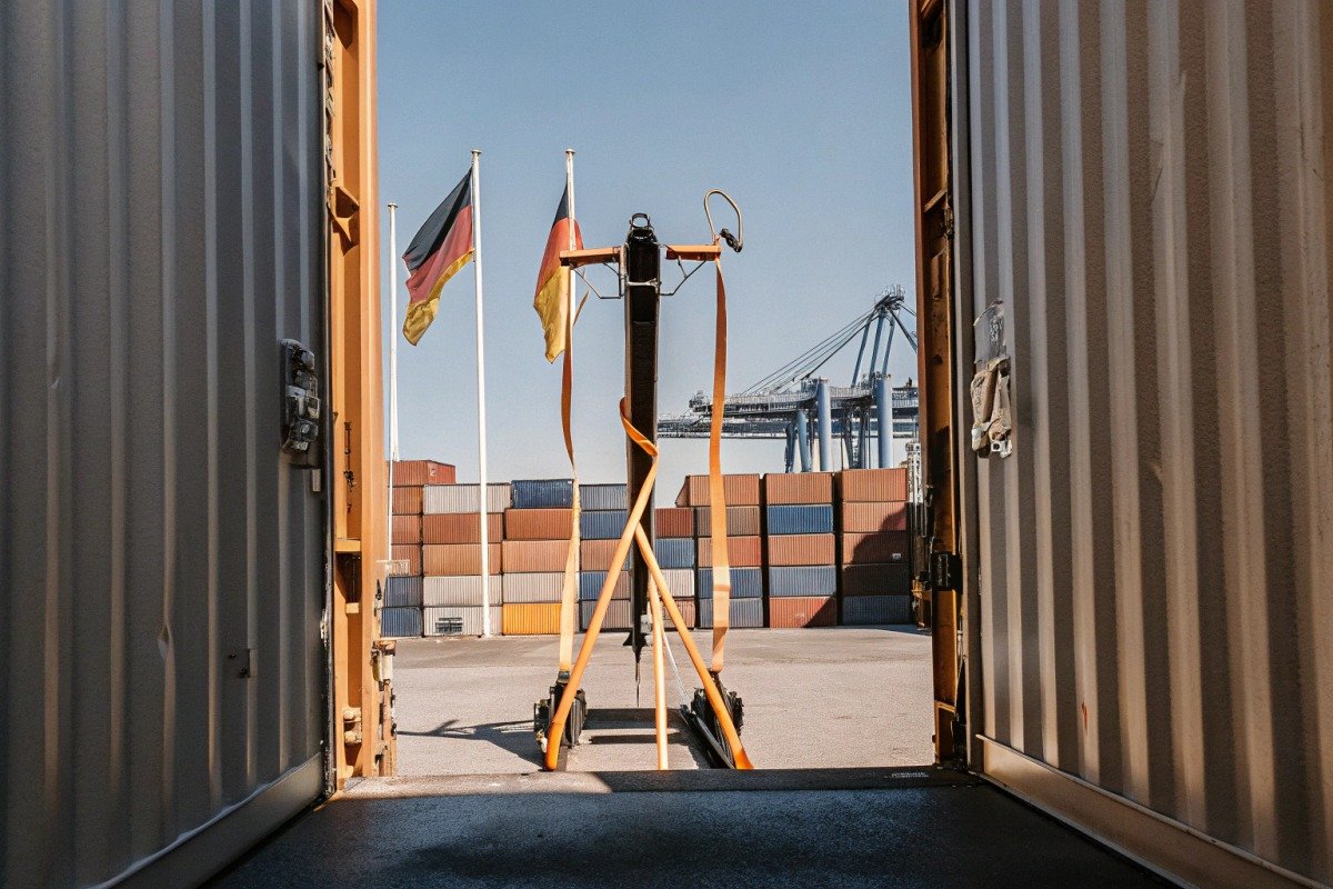 Trade agreements and certificates of origin for importing Chinese drones under standard MFN rates (ID#3)