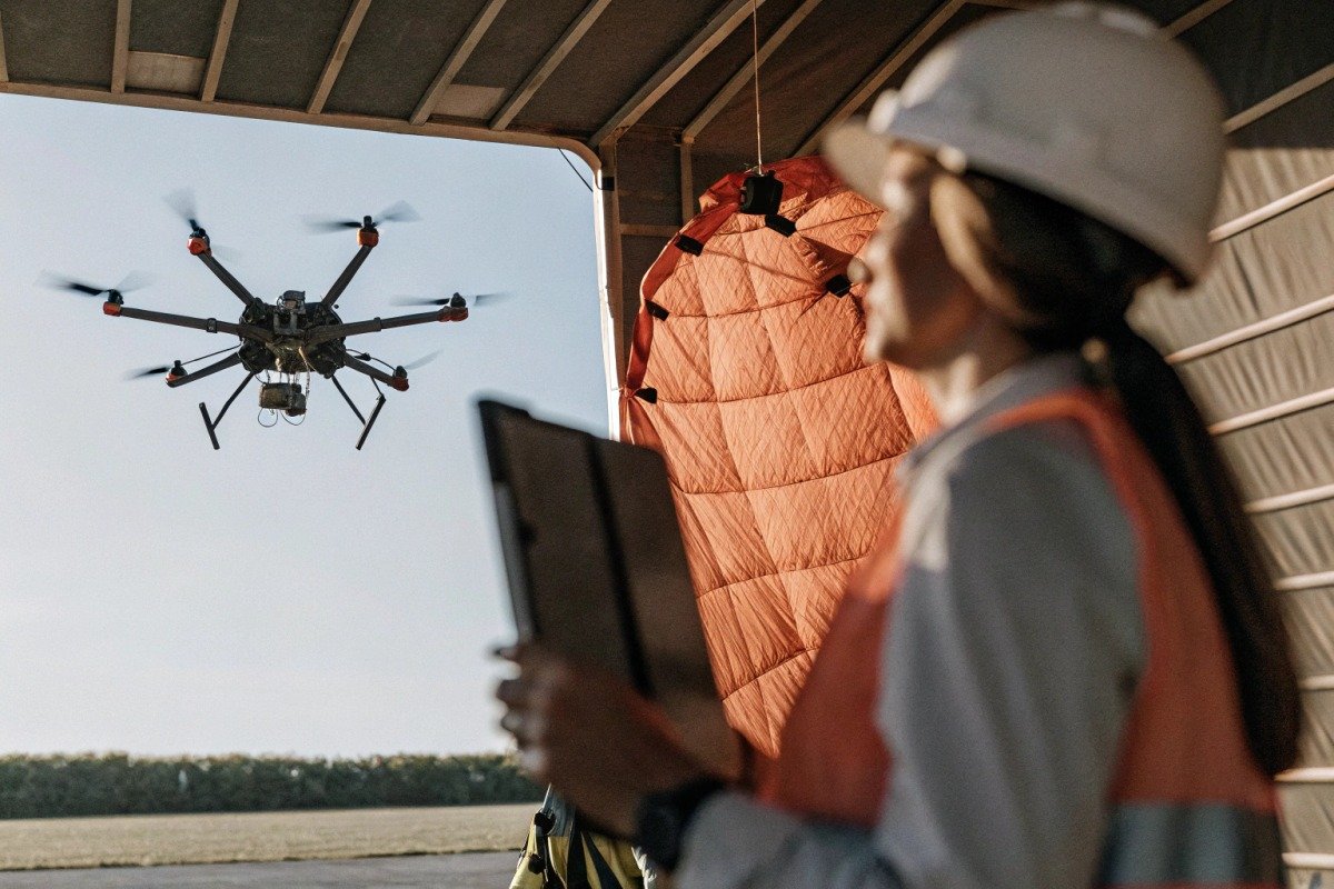 Testing a firefighting drone parachute emergency system for power failure during procurement (ID#1)
